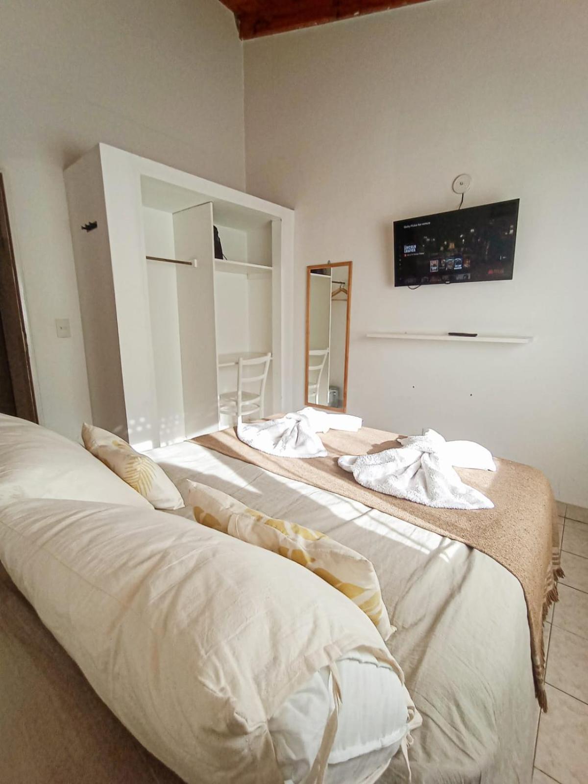 Chepatagonia Hostel & Experiences Puerto Madryn Room photo